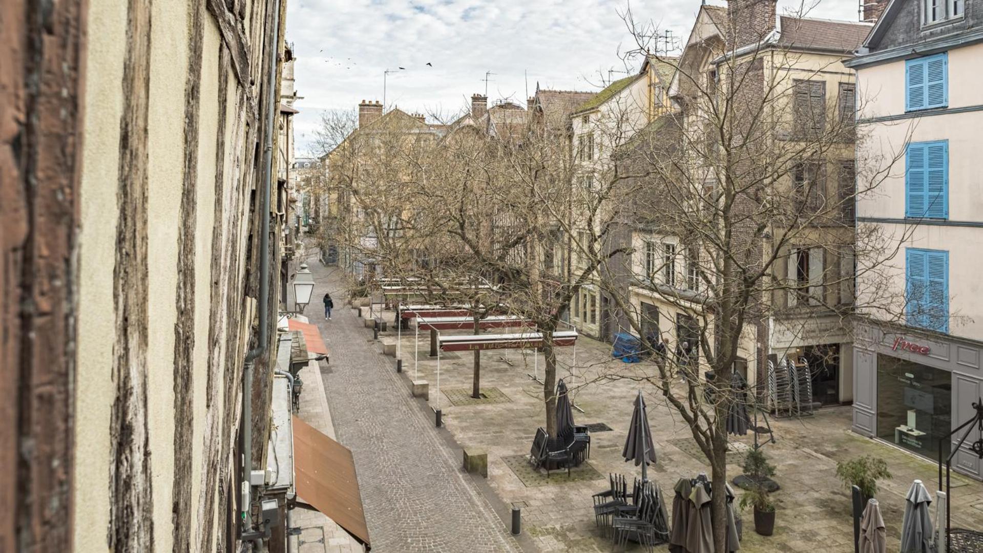 Le Logis Des Perles 1 - Emplacement Ideal - 4 Pers Troyes Eksteriør billede